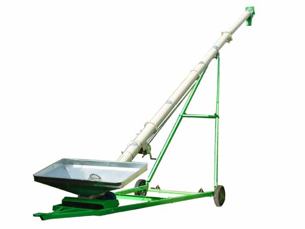 Screw on cart Length 12M/9M - 200MM Power 7.5kW. Flow approx 55M3/h. René TOY Group